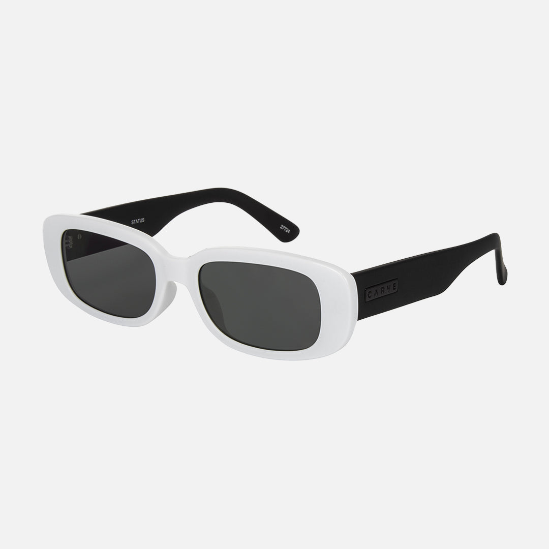 27724_Status_White_Black_Grey_ecomimage_iso.jpeg