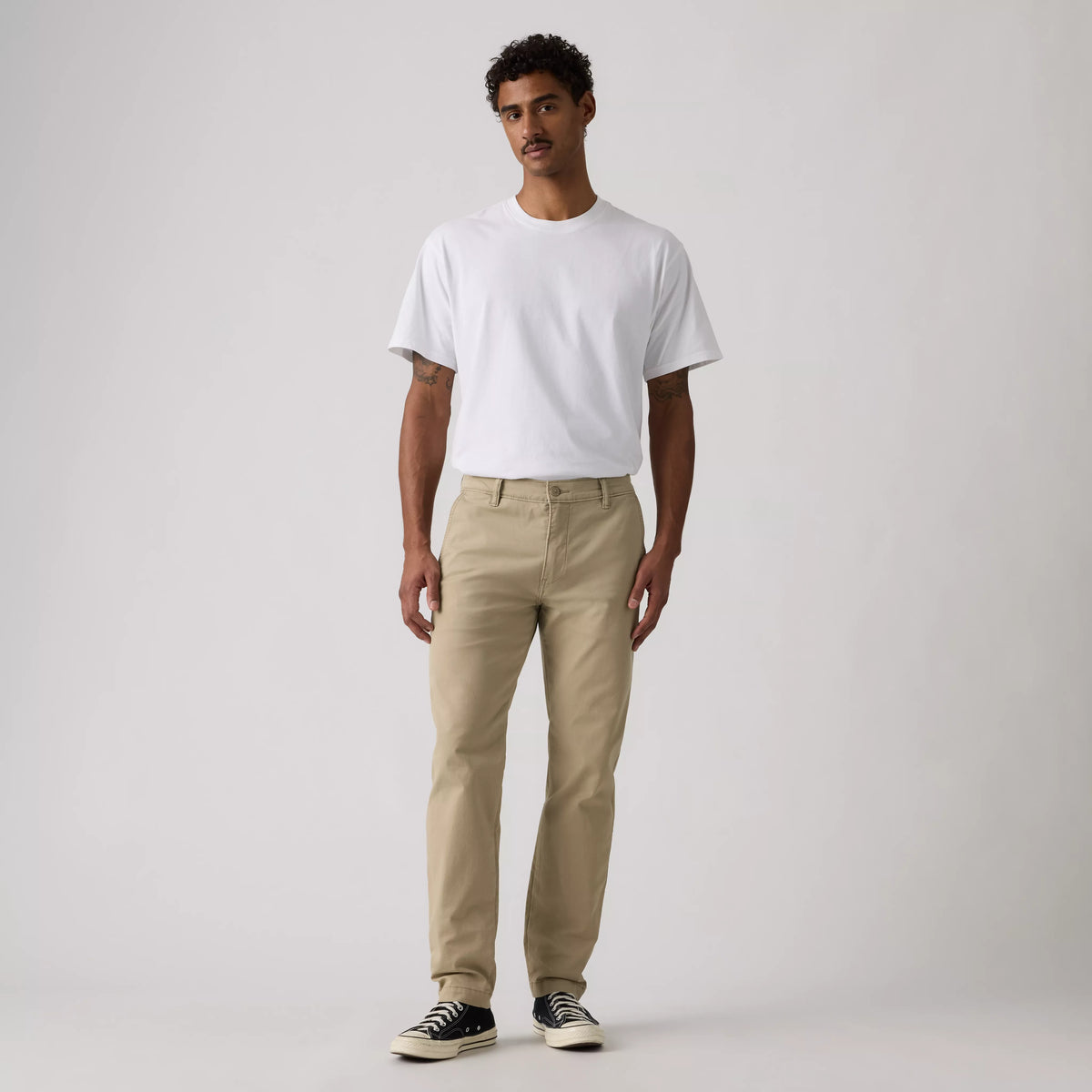 Levi's Standard Taper Chinos 85226-0069