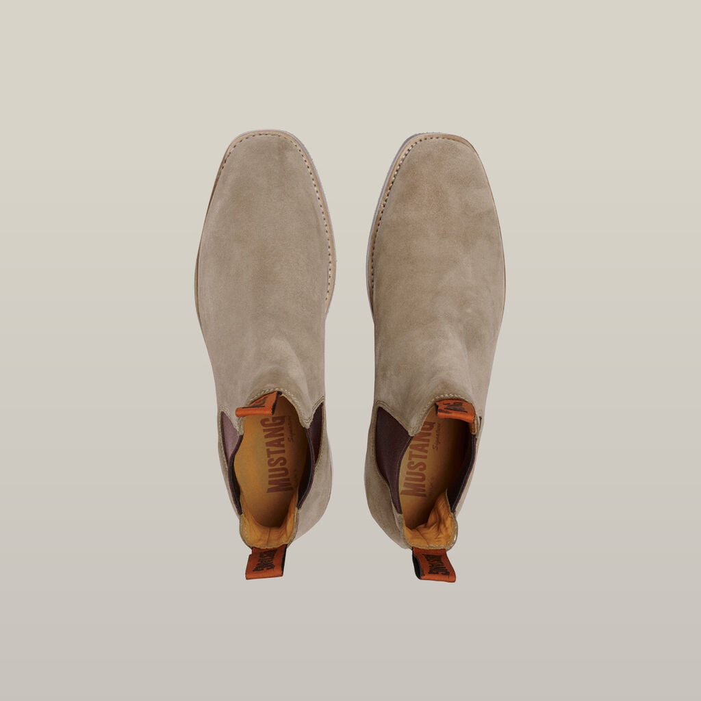 Mustang Signature Pull-up Leather Boot - Taupe Suede Y61063