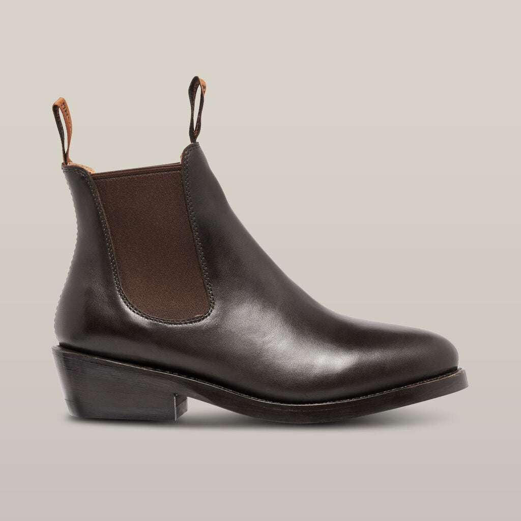 Women's Mustang Signature Pull-up Leather Boot - Brown Y61065